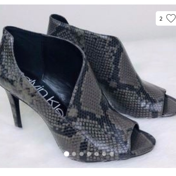 calvin klein nastassia bootie